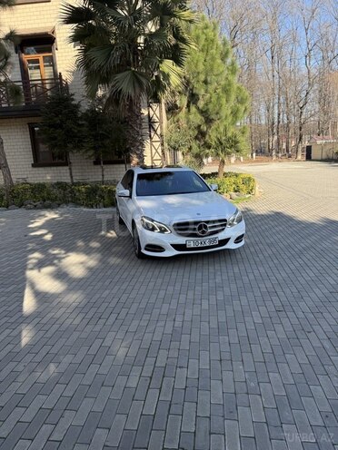 Mercedes E 220 d 2014, 320,121 km - 2.2 l - Masallı