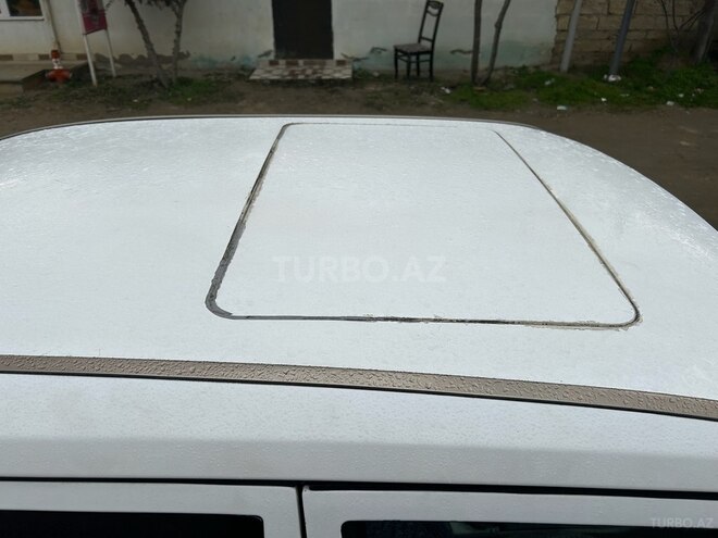 Mercedes E 250 1992, 200,000 km - 2.5 л - Bakı