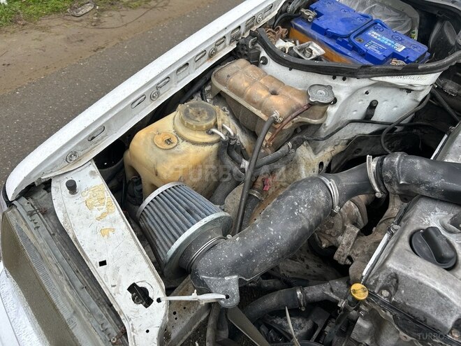 Mercedes E 250 1992, 200,000 km - 2.5 л - Bakı
