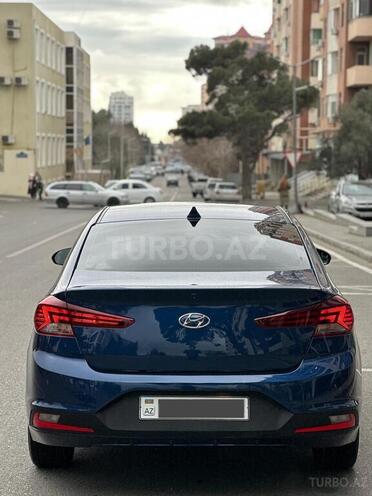 Hyundai Elantra 2019, 73,000 km - 2.0 l - Bakı