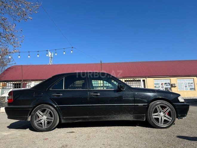 Mercedes C 230 1999, 370,149 km - 2.3 л - İsmayıllı