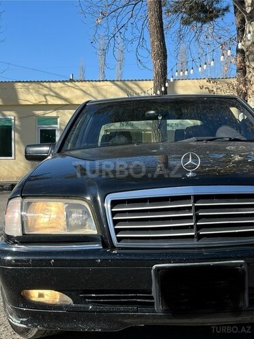 Mercedes C 230 1999, 370,149 km - 2.3 л - İsmayıllı