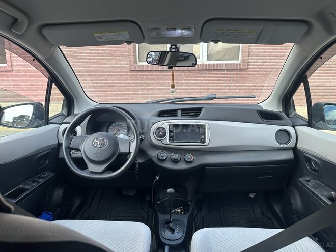 Toyota Vitz 2011, 140,000 km - 1.3 l - Bakı