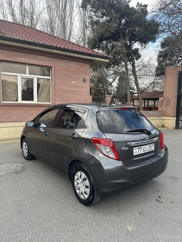 Toyota Vitz 2011, 140,000 km - 1.3 l - Bakı