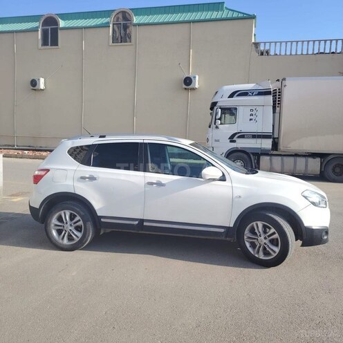 Nissan Qashqai 2011, 335,422 km - 2.0 l - Bakı
