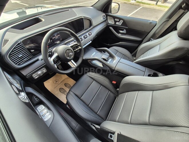 Mercedes GLS 450 4MATIC-8