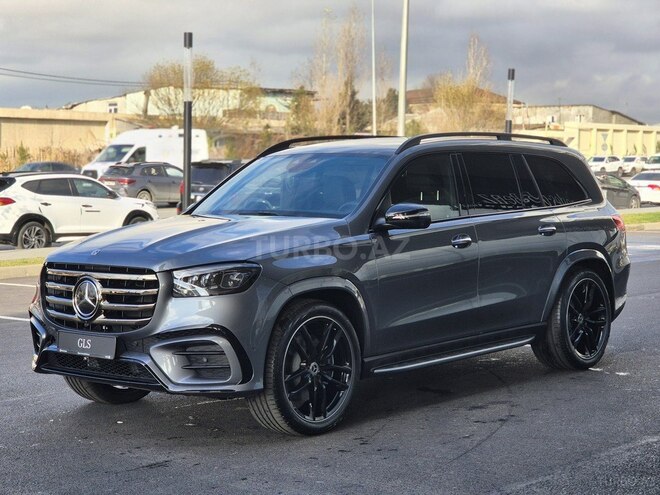Mercedes GLS 450 4MATIC-2