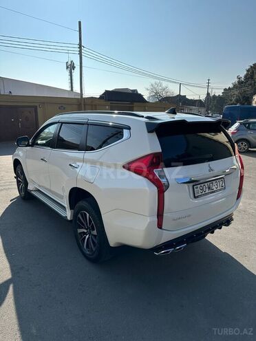 Mitsubishi Pajero Sport 2018, 52,800 km - 3.0 l - Sumqayıt