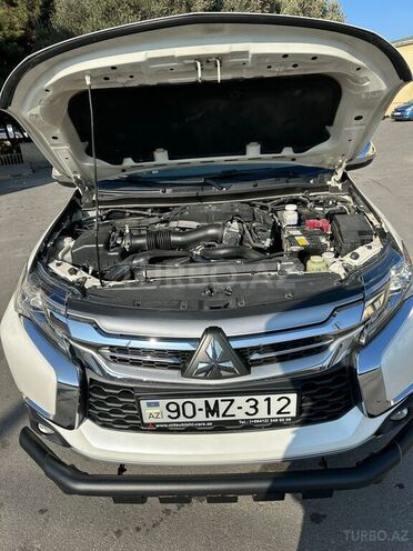 Mitsubishi Pajero Sport 2018, 52,800 km - 3.0 l - Sumqayıt