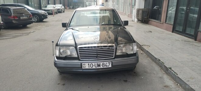 Mercedes E 200 1995, 413,000 km - 2.0 l - Bakı