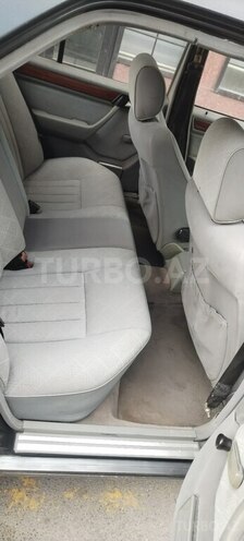 Mercedes E 200 1995, 413,000 km - 2.0 l - Bakı