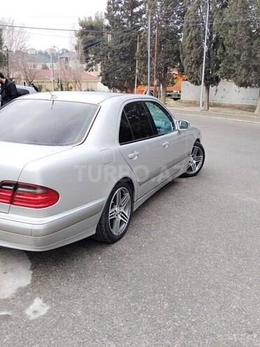 Mercedes E 240 2000, 307,000 km - 2.4 l - Bakı