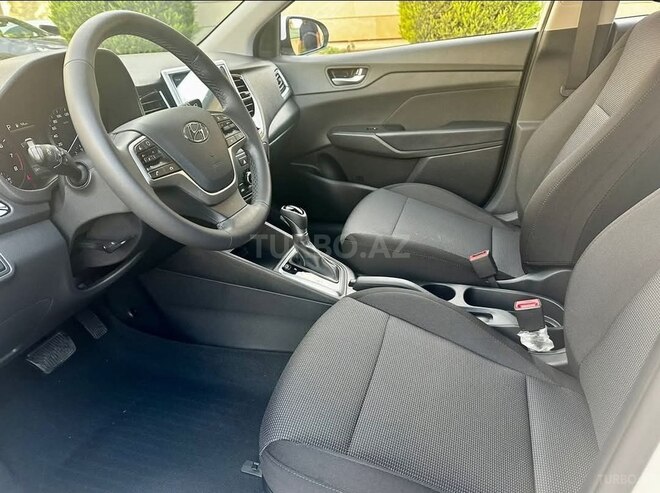 Hyundai Accent 2021, 27,000 km - 1.6 l - Bakı