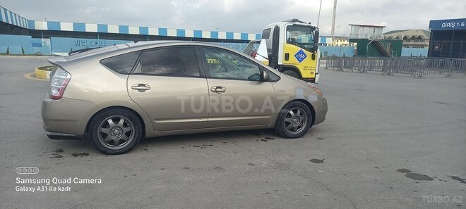 Toyota Prius 2009, 321,333 km - 1.5 л - Bakı