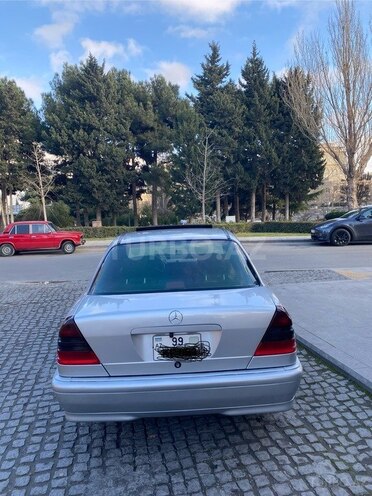 Mercedes C 200 1998, 323,610 km - 2.0 l - Bakı