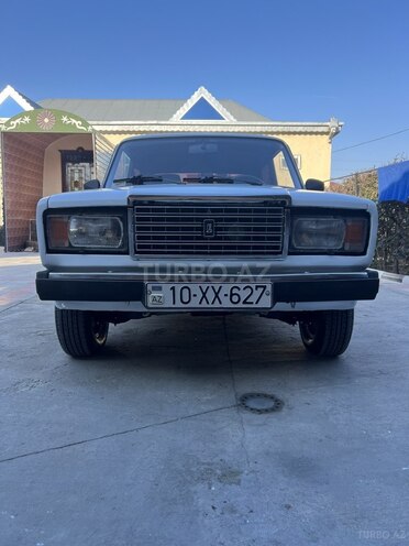 LADA (VAZ) 2107 2005, 95,000 km - 1.6 l - Ucar