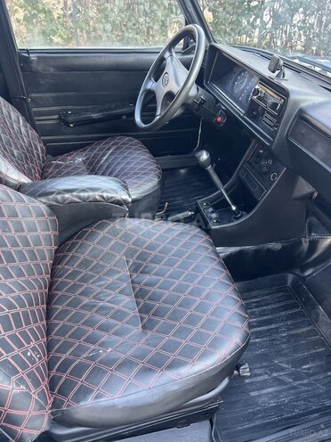 LADA (VAZ) 2107 2005, 95,000 km - 1.6 l - Ucar