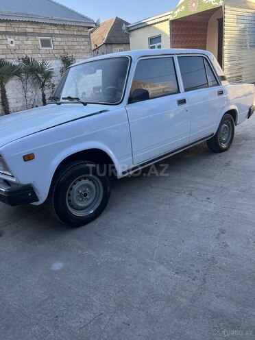 LADA (VAZ) 2107 2005, 95,000 km - 1.6 l - Ucar