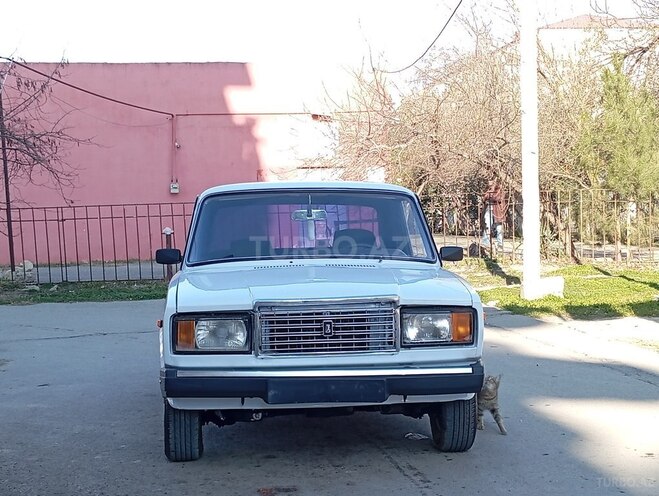 LADA (VAZ) 2107 2011, 20,000 km - 1.6 л - Şirvan