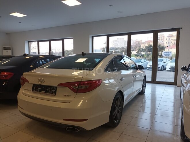 Hyundai Sonata-3