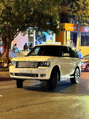 Land Rover Range Rover 2007, 263,500 km - 4.4 л - Bakı