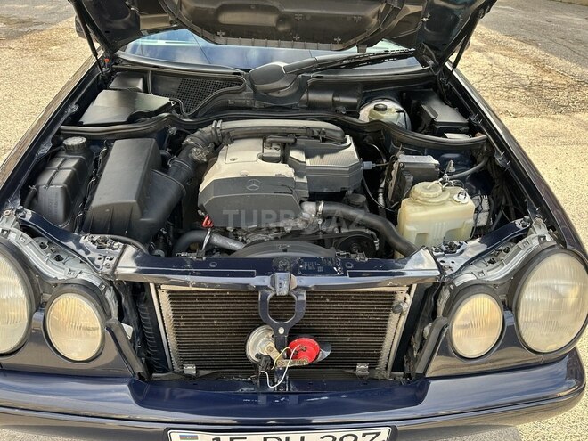 Mercedes E 230 1997, 228,000 km - 2.3 l - Bakı