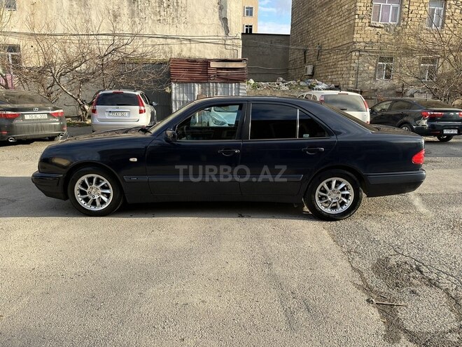 Mercedes E 230 1997, 228,000 km - 2.3 l - Bakı