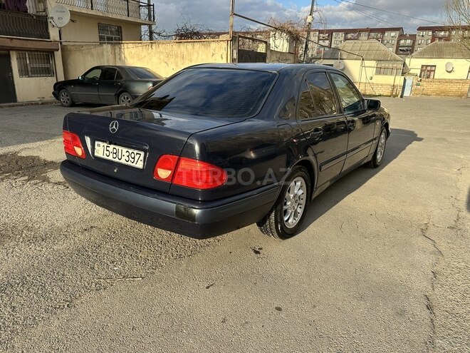 Mercedes E 230 1997, 228,000 km - 2.3 l - Bakı