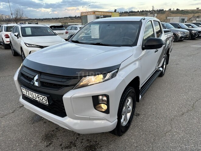Mitsubishi L200-3