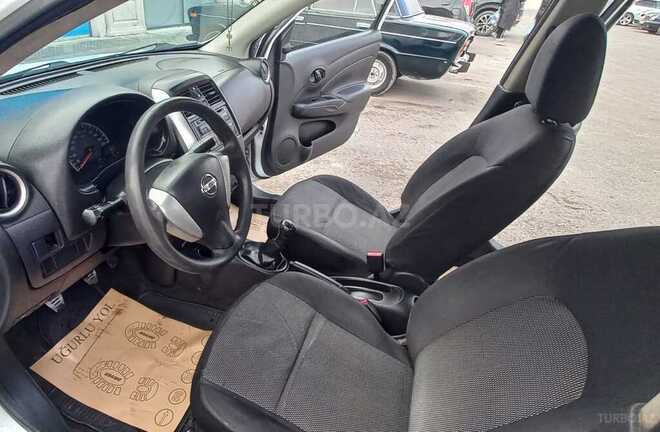 Nissan Sunny 2019, 118,000 km - 1.5 l - Bakı