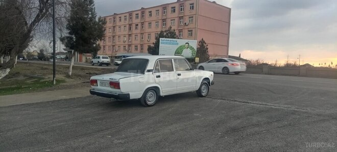 LADA (VAZ) 2107 1999, 58,963 km - 1.6 l - Salyan