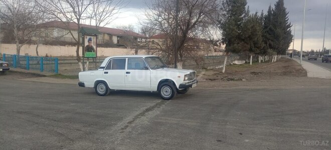 LADA (VAZ) 2107 1999, 58,963 km - 1.6 l - Salyan