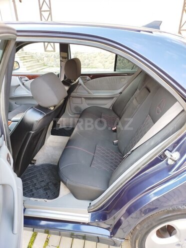 Mercedes E 240 1999, 933,530 km - 2.4 l - Masallı