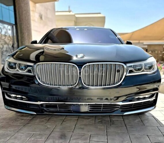 BMW 750 2016, 142,000 km - 4.4 l - Bakı