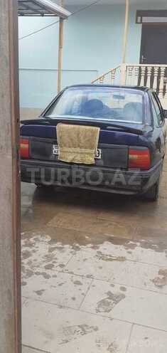 Opel Vectra 1990, 423,000 km - 1.6 l - Sumqayıt