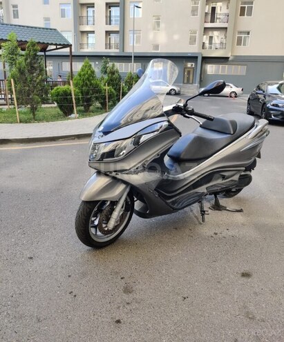Piaggio X10 350-2