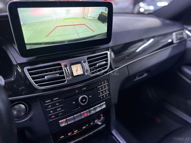 Mercedes E 220 d-10