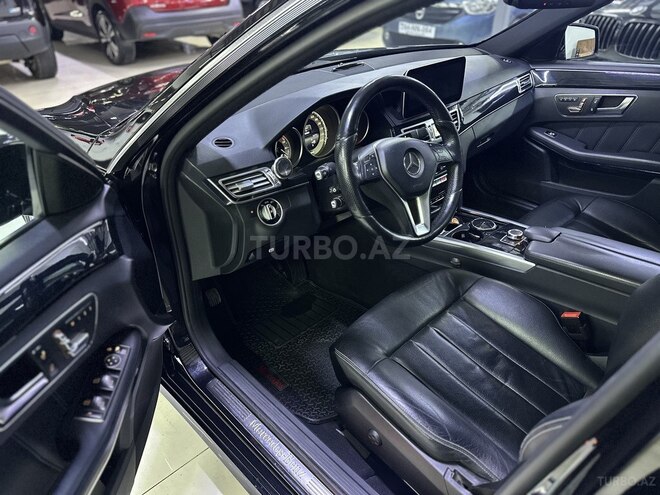 Mercedes E 220 d-8