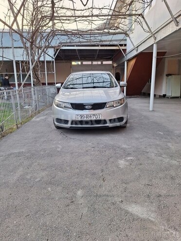 Kia Cerato 2010, 193,121 km - 2.0 l - Ucar