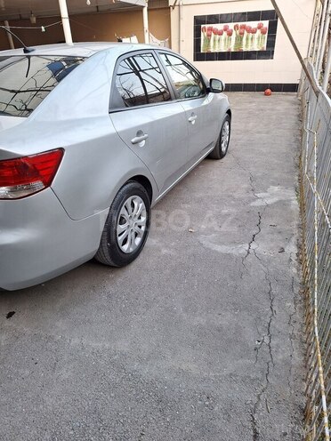 Kia Cerato 2010, 193,121 km - 2.0 l - Ucar