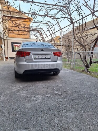 Kia Cerato 2010, 193,121 km - 2.0 l - Ucar