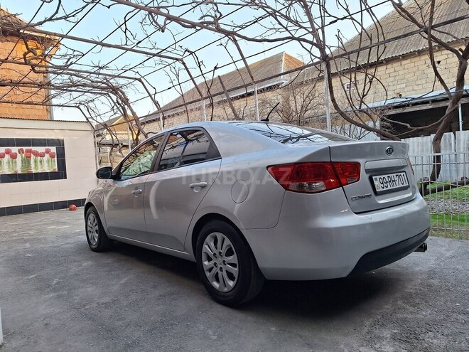 Kia Cerato 2010, 193,121 km - 2.0 l - Ucar