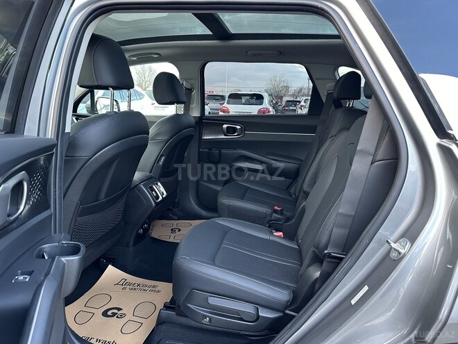 Kia Sorento-19
