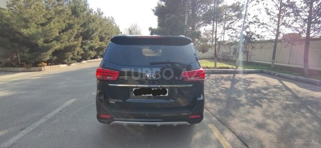 Kia Carnival 2019, 168,000 km - 2.2 l - Bakı