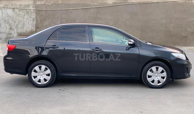 Toyota Corolla 2013, 281,000 km - 1.6 l - Bakı