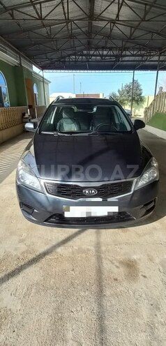 Kia Ceed 2010, 387,000 km - 1.6 l - Biləsuvar