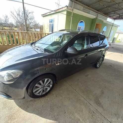 Kia Ceed 2010, 387,000 km - 1.6 l - Biləsuvar