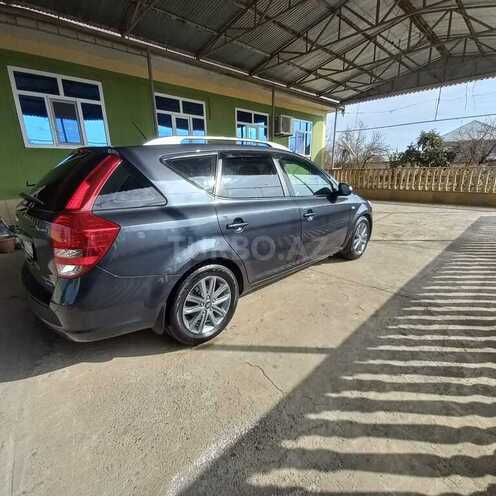 Kia Ceed 2010, 387,000 km - 1.6 l - Biləsuvar