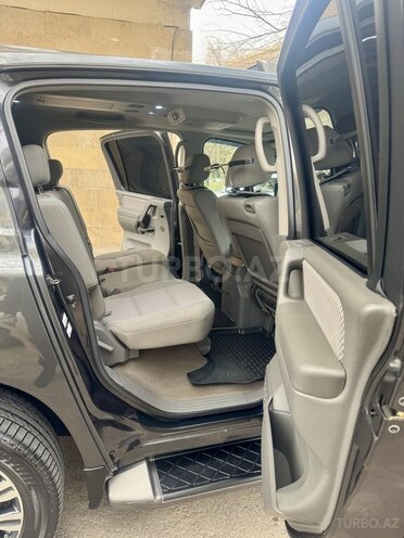 Nissan Armada 2006, 109,000 km - 5.6 l - Bakı