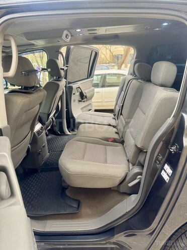 Nissan Armada 2006, 109,000 km - 5.6 l - Bakı